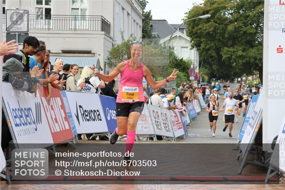 31.08.2025 - 21. Blankeneser Heldenlauf Strokosch-Dieckow http://msf.ph/oto/8703503 31.08.2025 13:04:43 Ziel 5051 meine-sportfotos.de