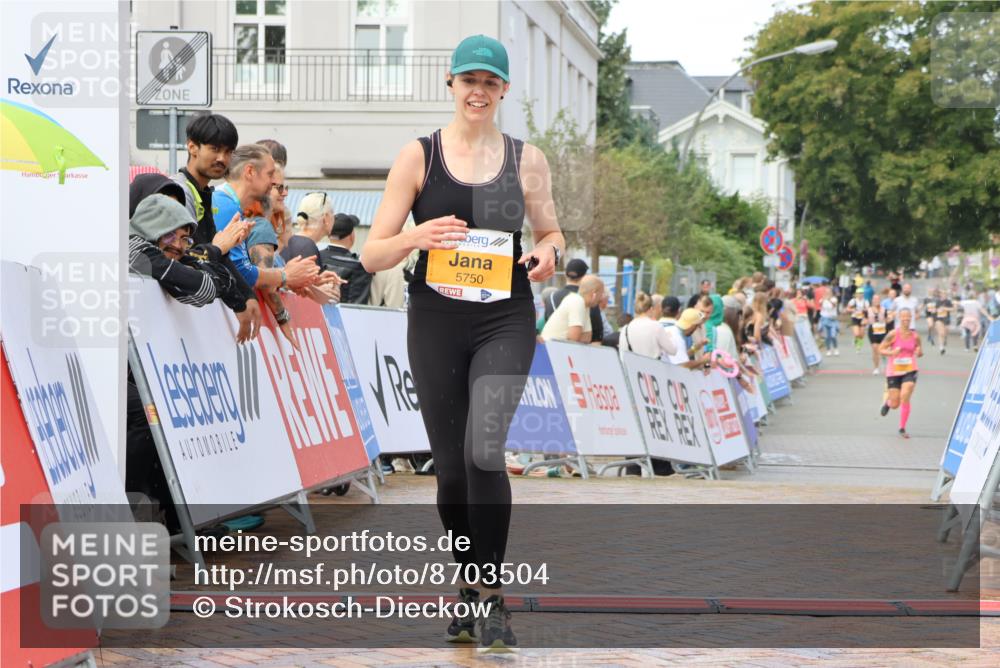 31.08.2025 - 21. Blankeneser Heldenlauf Strokosch-Dieckow http://msf.ph/oto/8703504 31.08.2025 13:04:35 Ziel 5750 meine-sportfotos.de