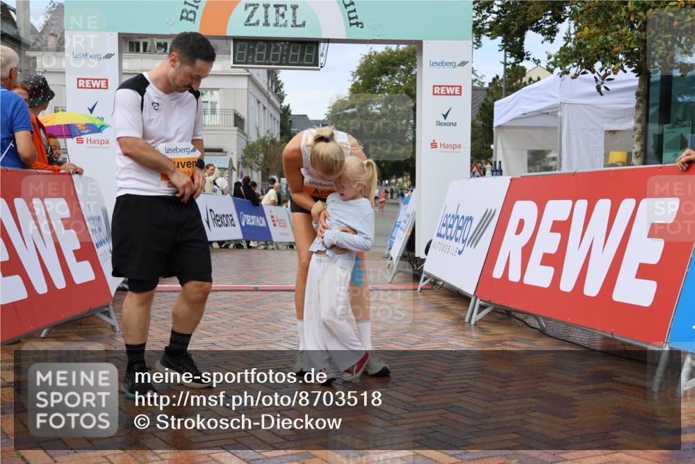 31.08.2025 - 21. Blankeneser Heldenlauf Strokosch-Dieckow http://msf.ph/oto/8703518 31.08.2025 13:04:24 Ziel 5482, 5044 meine-sportfotos.de