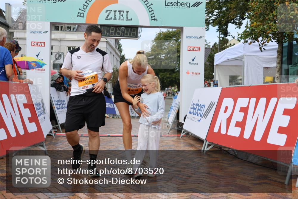 31.08.2025 - 21. Blankeneser Heldenlauf Strokosch-Dieckow http://msf.ph/oto/8703520 31.08.2025 13:04:23 Ziel 5482, 5044 meine-sportfotos.de