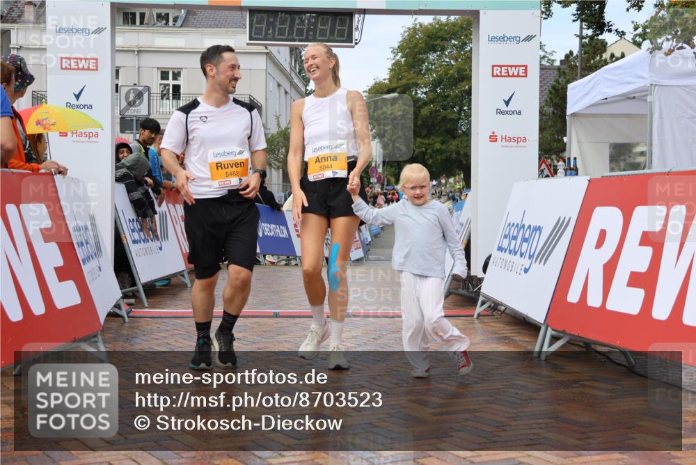 31.08.2025 - 21. Blankeneser Heldenlauf Strokosch-Dieckow http://msf.ph/oto/8703523 31.08.2025 13:04:22 Ziel 5482, 5044 meine-sportfotos.de
