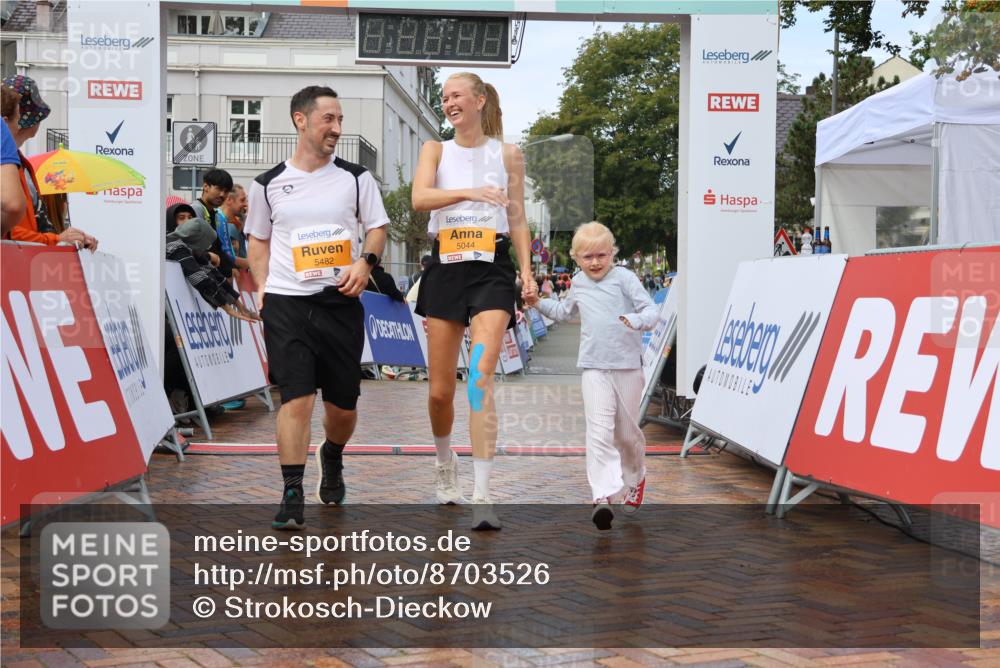 31.08.2025 - 21. Blankeneser Heldenlauf Strokosch-Dieckow http://msf.ph/oto/8703526 31.08.2025 13:04:22 Ziel 5482, 5044 meine-sportfotos.de