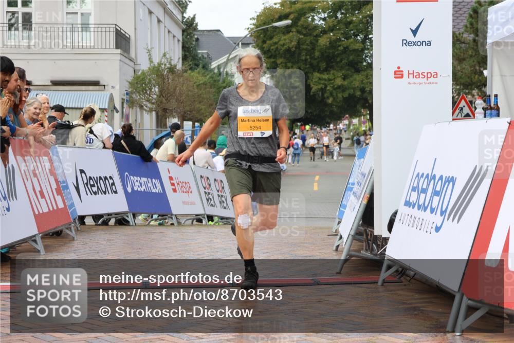 31.08.2025 - 21. Blankeneser Heldenlauf Strokosch-Dieckow http://msf.ph/oto/8703543 31.08.2025 13:03:58 Ziel 5254 meine-sportfotos.de