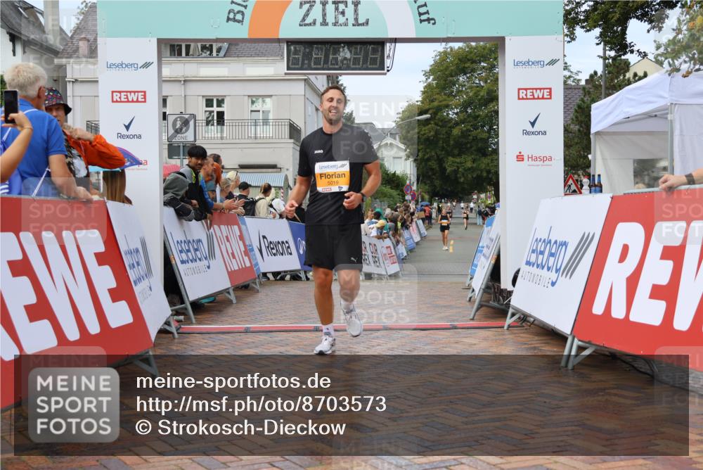 31.08.2025 - 21. Blankeneser Heldenlauf Strokosch-Dieckow http://msf.ph/oto/8703573 31.08.2025 13:03:26 Ziel 5019 meine-sportfotos.de