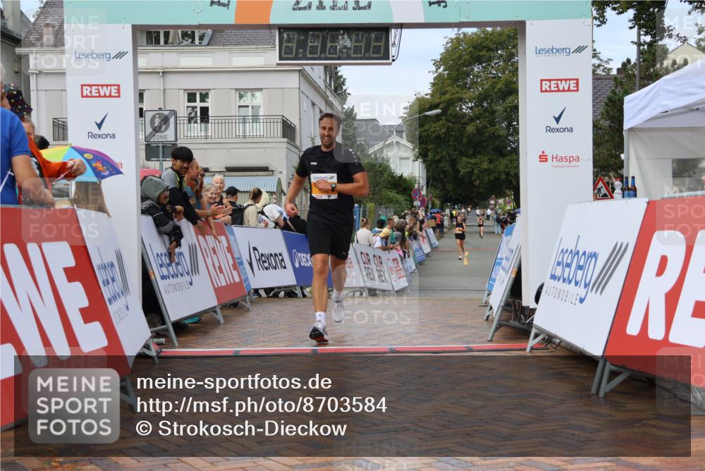 31.08.2025 - 21. Blankeneser Heldenlauf Strokosch-Dieckow http://msf.ph/oto/8703584 31.08.2025 13:03:25 Ziel 5019 meine-sportfotos.de