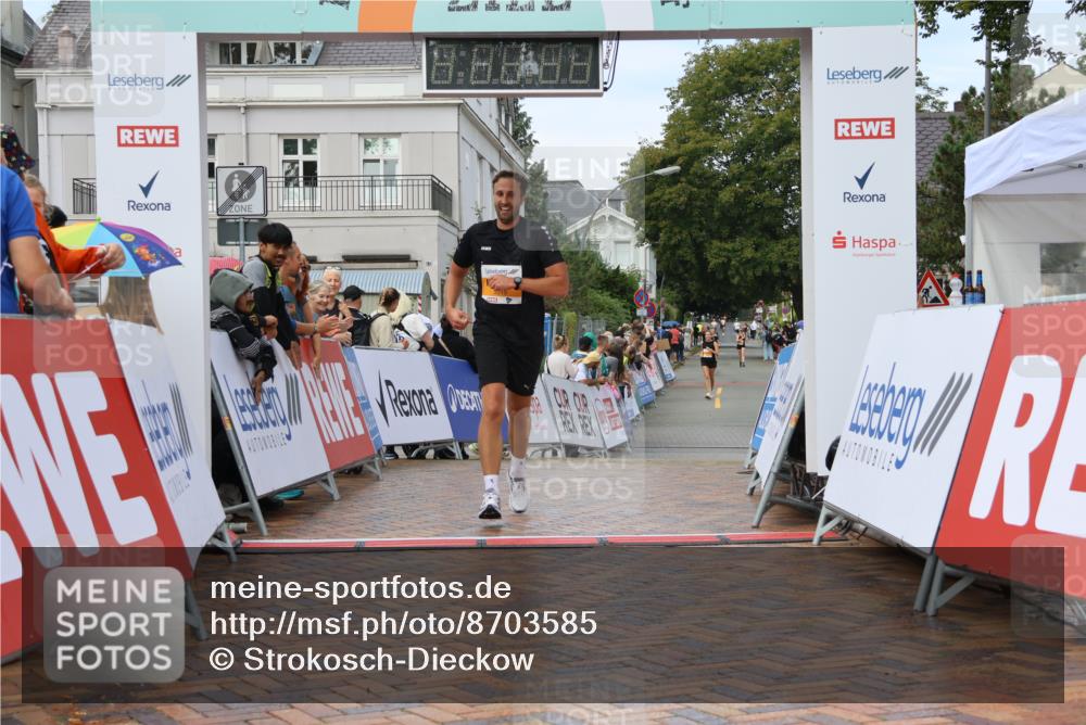 31.08.2025 - 21. Blankeneser Heldenlauf Strokosch-Dieckow http://msf.ph/oto/8703585 31.08.2025 13:03:25 Ziel 5019 meine-sportfotos.de
