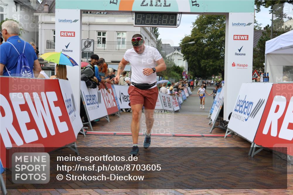 31.08.2025 - 21. Blankeneser Heldenlauf Strokosch-Dieckow http://msf.ph/oto/8703605 31.08.2025 13:03:04 Ziel 5038 meine-sportfotos.de