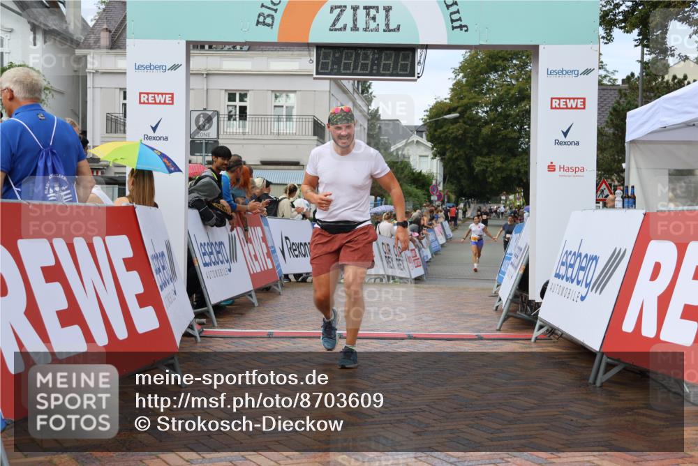 31.08.2025 - 21. Blankeneser Heldenlauf Strokosch-Dieckow http://msf.ph/oto/8703609 31.08.2025 13:03:04 Ziel 5038 meine-sportfotos.de