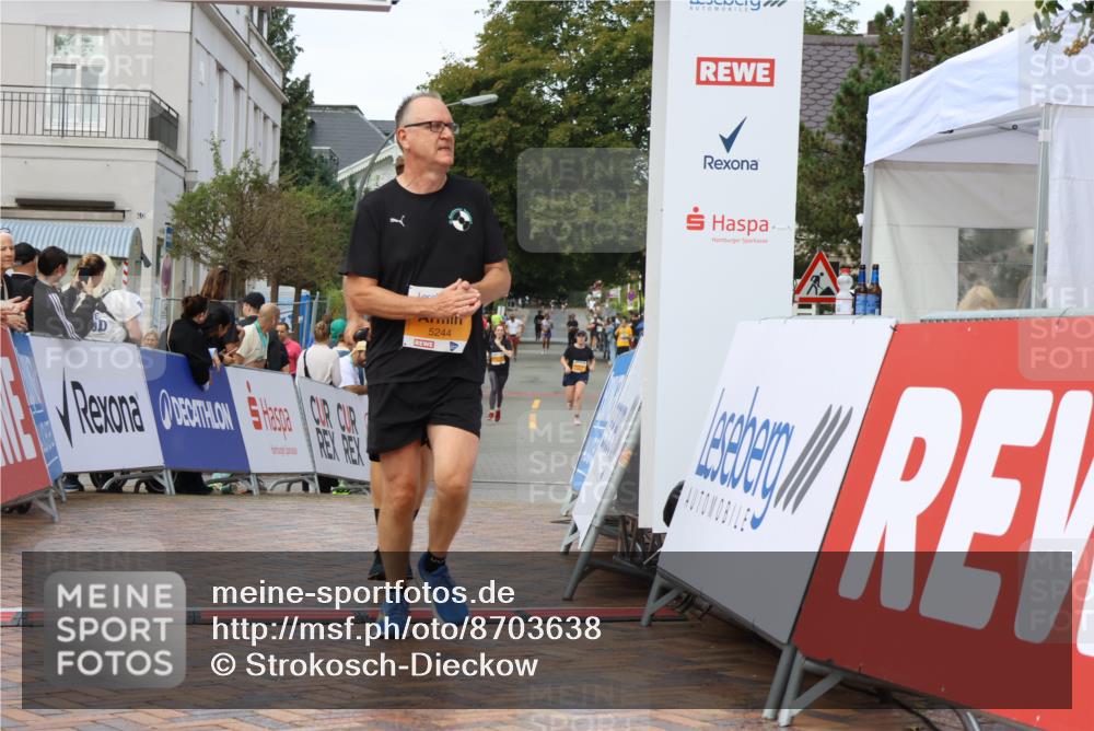 31.08.2025 - 21. Blankeneser Heldenlauf Strokosch-Dieckow http://msf.ph/oto/8703638 31.08.2025 13:02:36 Ziel 5244, 5841 meine-sportfotos.de