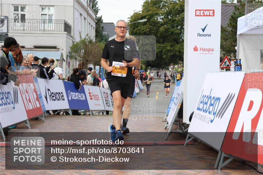 31.08.2025 - 21. Blankeneser Heldenlauf Strokosch-Dieckow http://msf.ph/oto/8703641 31.08.2025 13:02:36 Ziel 5244, 5841 meine-sportfotos.de