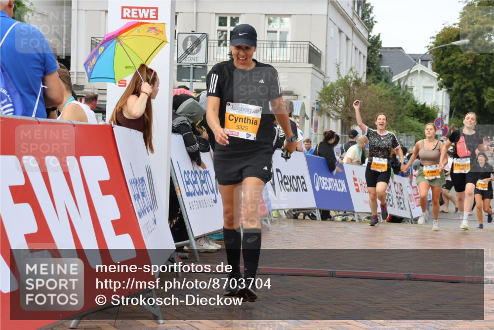 31.08.2025 - 21. Blankeneser Heldenlauf Strokosch-Dieckow http://msf.ph/oto/8703704 31.08.2025 13:01:55 Ziel 5325, 5612, 5064, 5100, 5069 meine-sportfotos.de