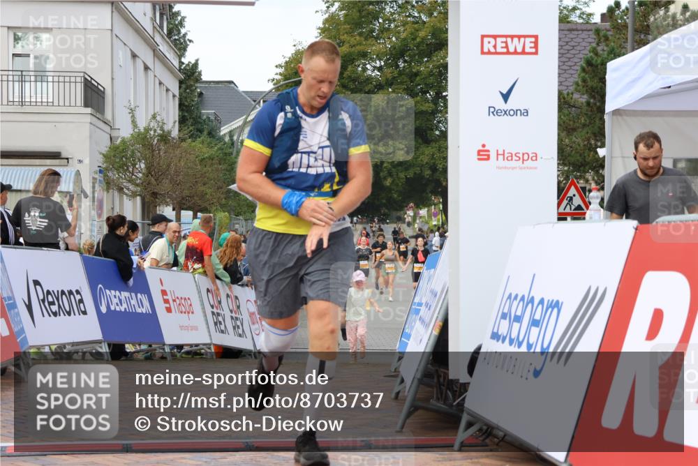 31.08.2025 - 21. Blankeneser Heldenlauf Strokosch-Dieckow http://msf.ph/oto/8703737 31.08.2025 13:01:46 Ziel 4307 meine-sportfotos.de