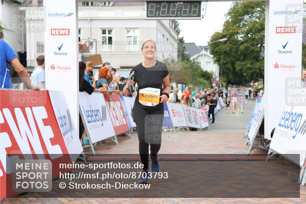 31.08.2025 - 21. Blankeneser Heldenlauf Strokosch-Dieckow http://msf.ph/oto/8703793 31.08.2025 13:00:53 Ziel 5103 meine-sportfotos.de