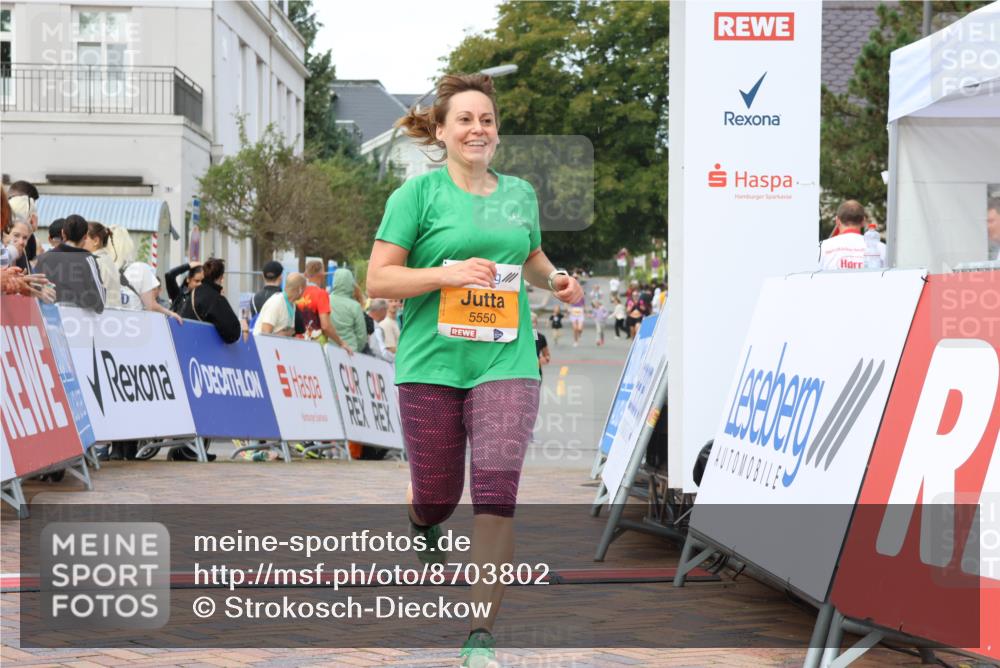 31.08.2025 - 21. Blankeneser Heldenlauf Strokosch-Dieckow http://msf.ph/oto/8703802 31.08.2025 13:00:44 Ziel 5550 meine-sportfotos.de