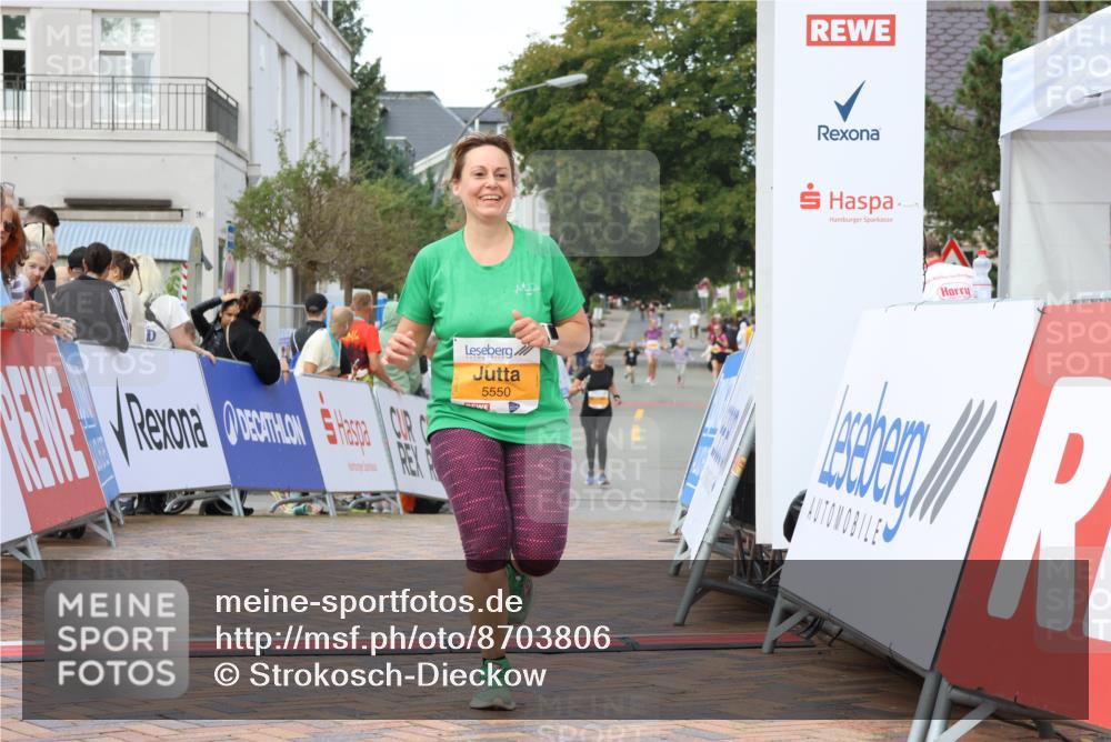 31.08.2025 - 21. Blankeneser Heldenlauf Strokosch-Dieckow http://msf.ph/oto/8703806 31.08.2025 13:00:44 Ziel 5550 meine-sportfotos.de