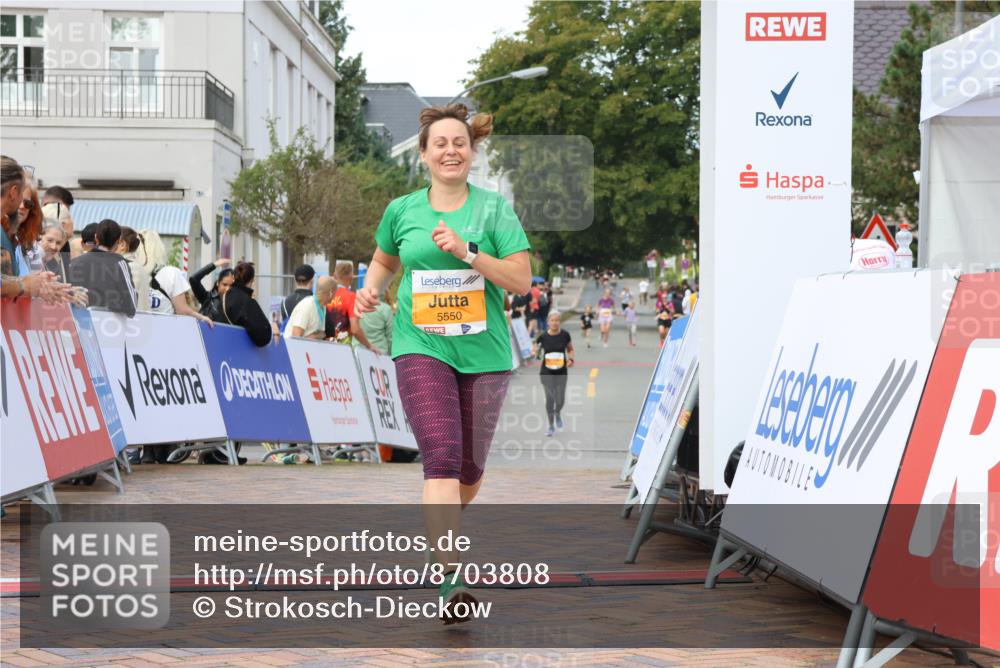 31.08.2025 - 21. Blankeneser Heldenlauf Strokosch-Dieckow http://msf.ph/oto/8703808 31.08.2025 13:00:43 Ziel 5550 meine-sportfotos.de