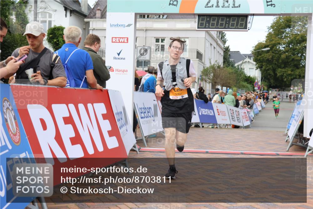 31.08.2025 - 21. Blankeneser Heldenlauf Strokosch-Dieckow http://msf.ph/oto/8703811 31.08.2025 13:00:33 Ziel 5062 meine-sportfotos.de