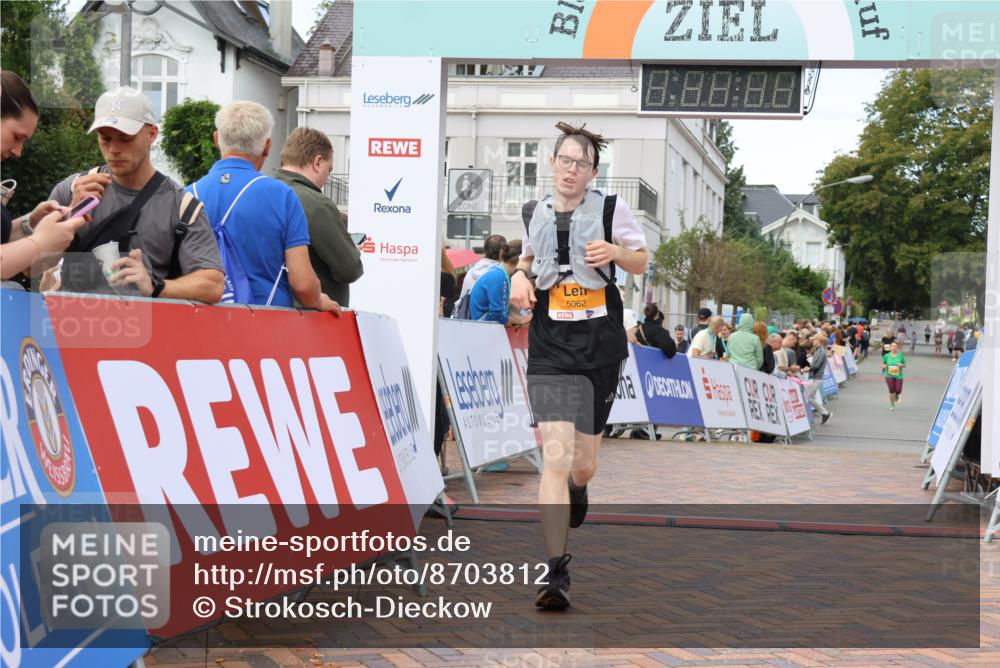 31.08.2025 - 21. Blankeneser Heldenlauf Strokosch-Dieckow http://msf.ph/oto/8703812 31.08.2025 13:00:33 Ziel 5062 meine-sportfotos.de