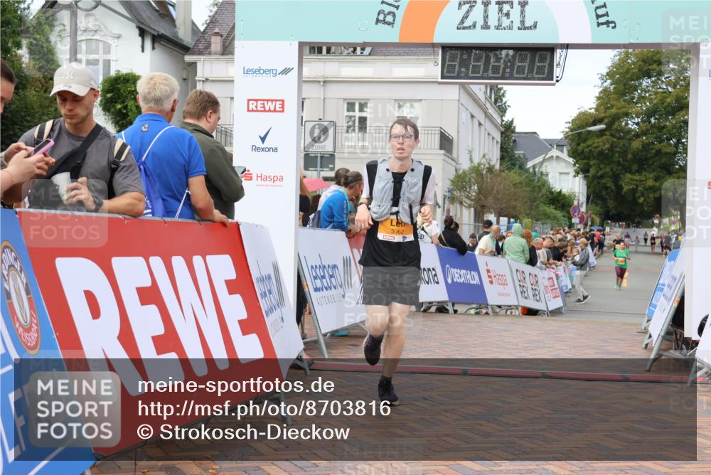 31.08.2025 - 21. Blankeneser Heldenlauf Strokosch-Dieckow http://msf.ph/oto/8703816 31.08.2025 13:00:33 Ziel 5062 meine-sportfotos.de