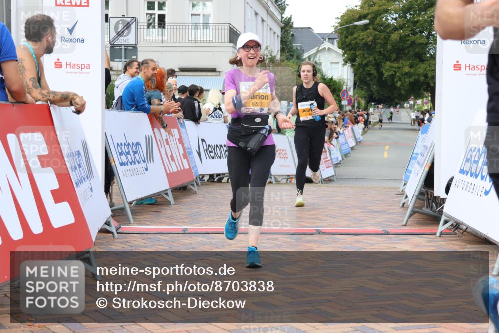 31.08.2025 - 21. Blankeneser Heldenlauf Strokosch-Dieckow http://msf.ph/oto/8703838 31.08.2025 13:00:01 Ziel 5764, 5256, 5142, 5233 meine-sportfotos.de