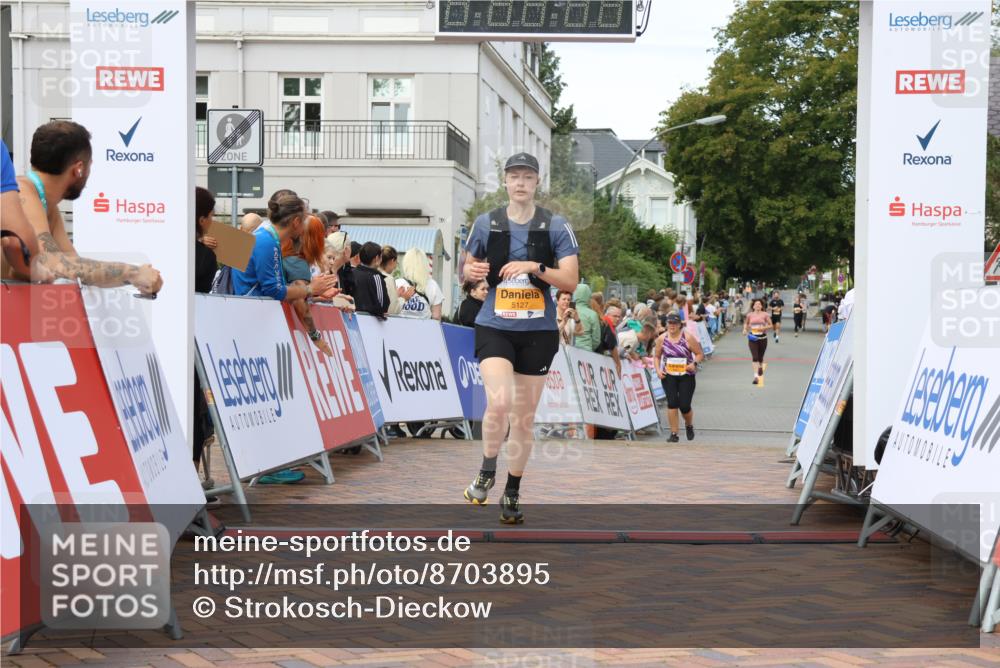 31.08.2025 - 21. Blankeneser Heldenlauf Strokosch-Dieckow http://msf.ph/oto/8703895 31.08.2025 12:59:41 Ziel 5127 meine-sportfotos.de