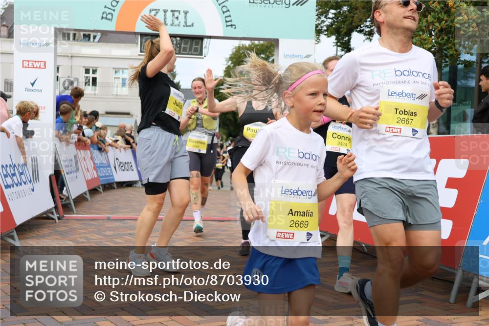 31.08.2025 - 21. Blankeneser Heldenlauf Strokosch-Dieckow http://msf.ph/oto/8703930 31.08.2025 10:34:42 Ziel 2110, 2244, 2021, 2424, 2668, 2669, 2667, 2298, 2438, 2439, 2349, 2441, 2442, 2350, 2090, 2083 meine-sportfotos.de