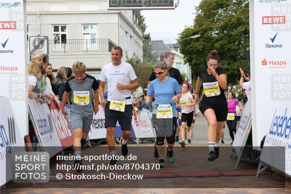 31.08.2025 - 21. Blankeneser Heldenlauf Strokosch-Dieckow http://msf.ph/oto/8704370 31.08.2025 10:29:45 Ziel 2491, 2683, 2322, 2248, 2250, 2578, 2423, 2422, 2705, 2426, 2455, 2545, 2544, 2514, 2532, 2334 meine-sportfotos.de
