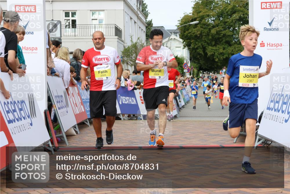 31.08.2025 - 21. Blankeneser Heldenlauf Strokosch-Dieckow http://msf.ph/oto/8704831 31.08.2025 10:25:27 Ziel 2541, 2636, 2363, 2367, 2505, 2504 meine-sportfotos.de