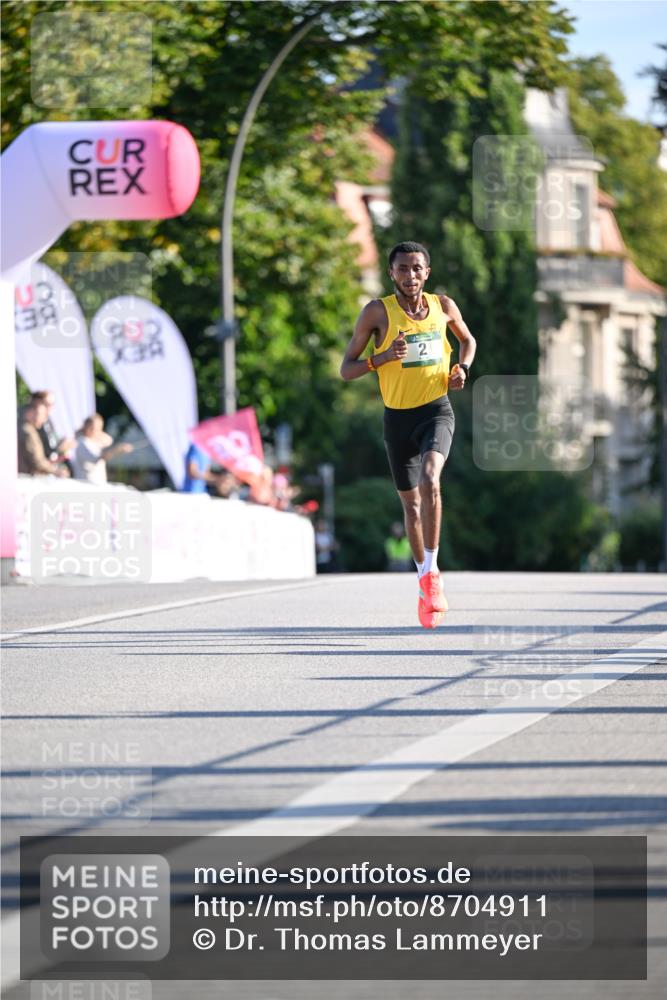 07.09.2025 - BARMER Alsterlauf Dr. Thomas Lammeyer http://msf.ph/oto/8704911 07.09.2025 09:16:52 Laufen 195, 3 meine-sportfotos.de