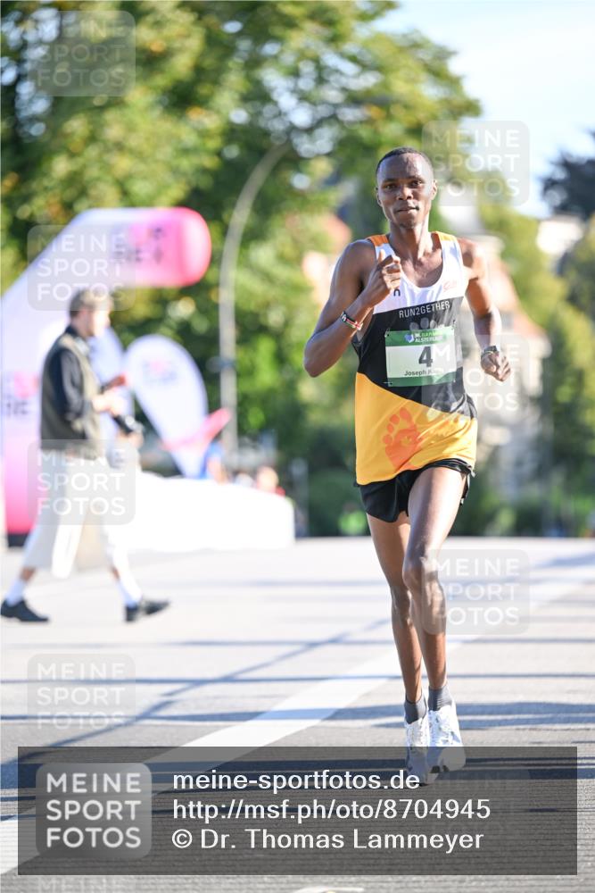 07.09.2025 - BARMER Alsterlauf Dr. Thomas Lammeyer http://msf.ph/oto/8704945 07.09.2025 09:16:59 Laufen 2, 36, 4 meine-sportfotos.de