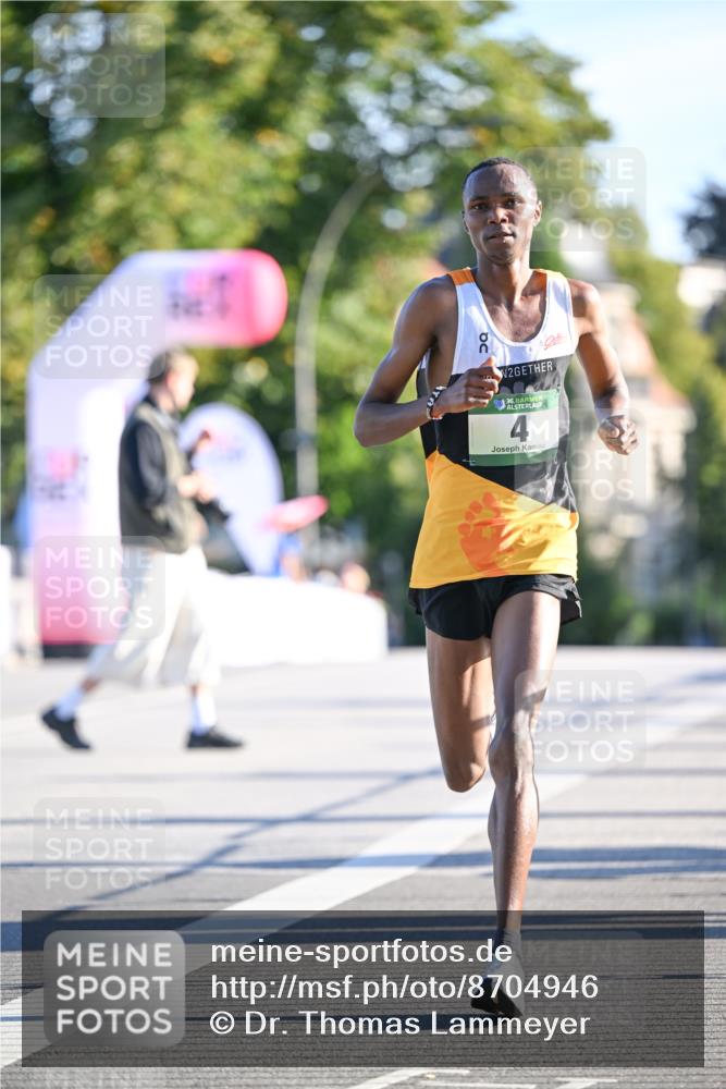 07.09.2025 - BARMER Alsterlauf Dr. Thomas Lammeyer http://msf.ph/oto/8704946 07.09.2025 09:17:00 Laufen 2, 36, 4 meine-sportfotos.de