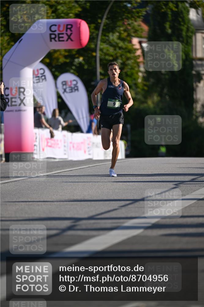 07.09.2025 - BARMER Alsterlauf Dr. Thomas Lammeyer http://msf.ph/oto/8704956 07.09.2025 09:17:19 Laufen  meine-sportfotos.de