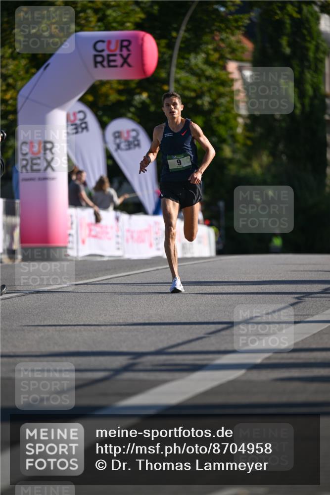 07.09.2025 - BARMER Alsterlauf Dr. Thomas Lammeyer http://msf.ph/oto/8704958 07.09.2025 09:17:19 Laufen 9 meine-sportfotos.de