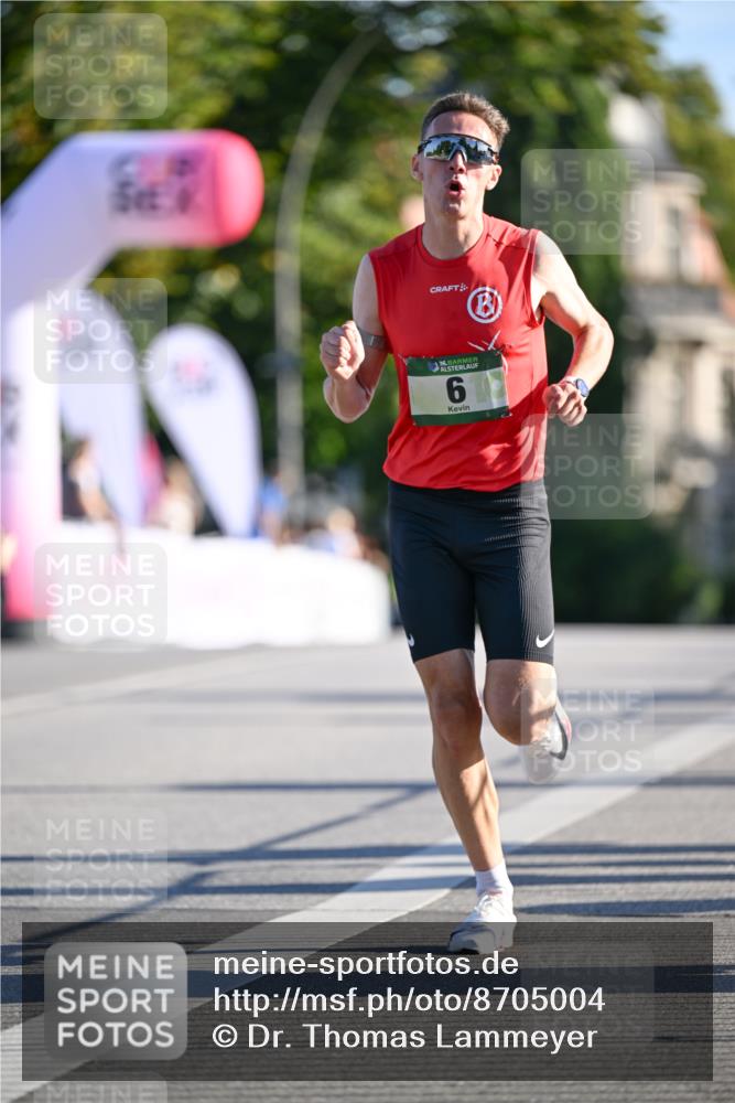 07.09.2025 - BARMER Alsterlauf Dr. Thomas Lammeyer http://msf.ph/oto/8705004 07.09.2025 09:17:48 Laufen 136, 6 meine-sportfotos.de