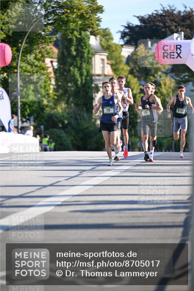 07.09.2025 - BARMER Alsterlauf Dr. Thomas Lammeyer http://msf.ph/oto/8705017 07.09.2025 09:18:01 Laufen 15, 10, 8153 meine-sportfotos.de