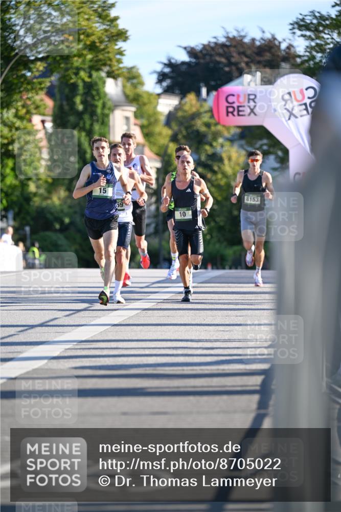 07.09.2025 - BARMER Alsterlauf Dr. Thomas Lammeyer http://msf.ph/oto/8705022 07.09.2025 09:18:02 Laufen 15, 10, 8153 meine-sportfotos.de