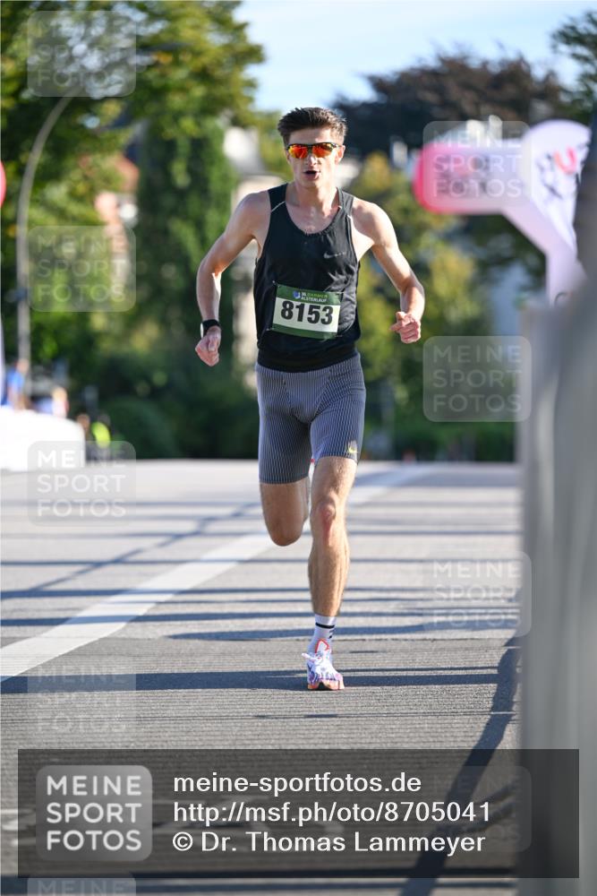 07.09.2025 - BARMER Alsterlauf Dr. Thomas Lammeyer http://msf.ph/oto/8705041 07.09.2025 09:18:05 Laufen 16, 8153, 64 meine-sportfotos.de