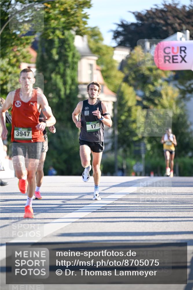 07.09.2025 - BARMER Alsterlauf Dr. Thomas Lammeyer http://msf.ph/oto/8705075 07.09.2025 09:18:51 Laufen 3947, 17 meine-sportfotos.de