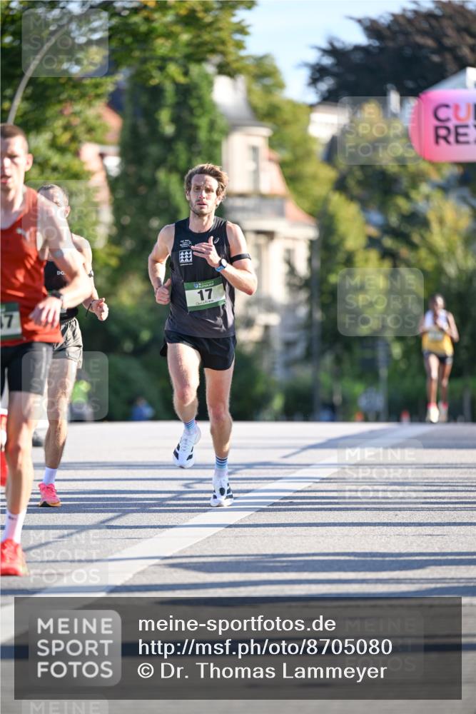 07.09.2025 - BARMER Alsterlauf Dr. Thomas Lammeyer http://msf.ph/oto/8705080 07.09.2025 09:18:51 Laufen 17, 17 meine-sportfotos.de