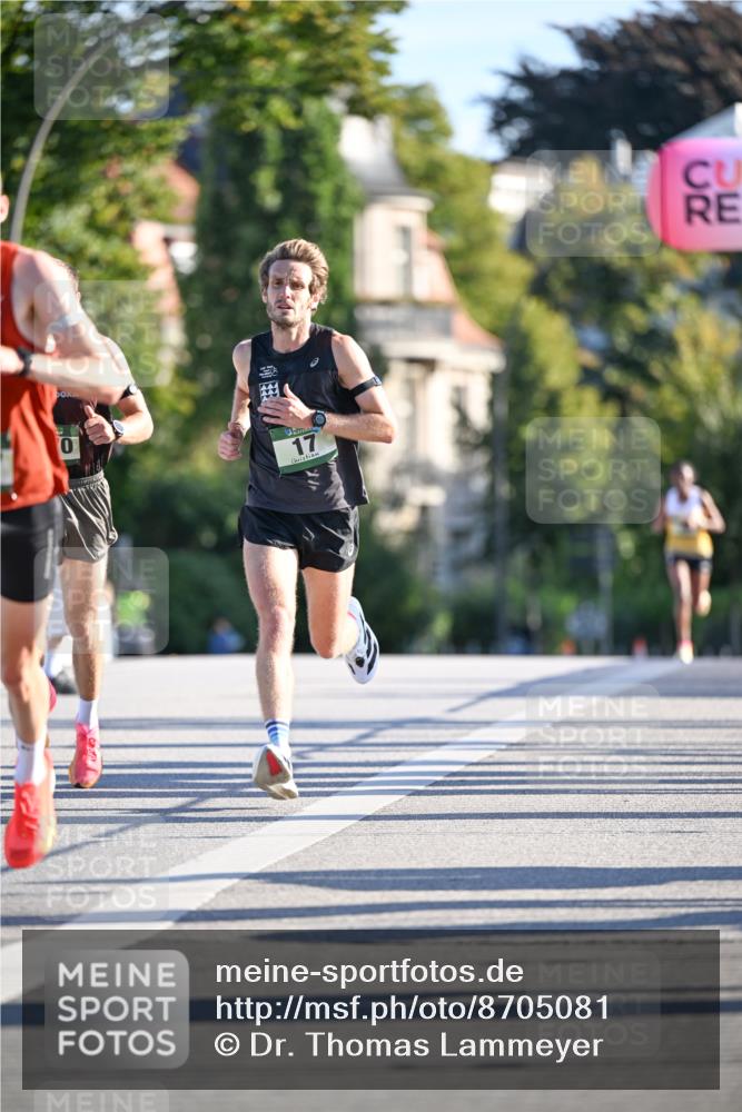 07.09.2025 - BARMER Alsterlauf Dr. Thomas Lammeyer http://msf.ph/oto/8705081 07.09.2025 09:18:52 Laufen 17 meine-sportfotos.de