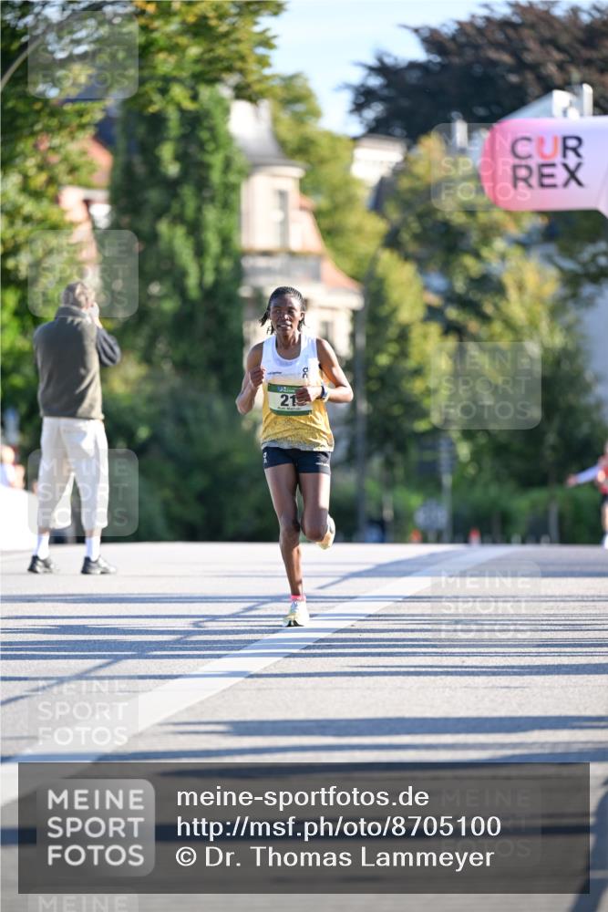 07.09.2025 - BARMER Alsterlauf Dr. Thomas Lammeyer http://msf.ph/oto/8705100 07.09.2025 09:18:57 Laufen 21 meine-sportfotos.de