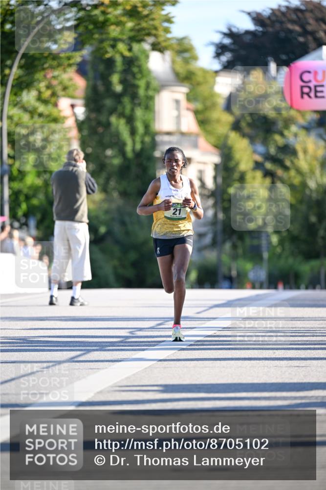 07.09.2025 - BARMER Alsterlauf Dr. Thomas Lammeyer http://msf.ph/oto/8705102 07.09.2025 09:18:58 Laufen 21 meine-sportfotos.de