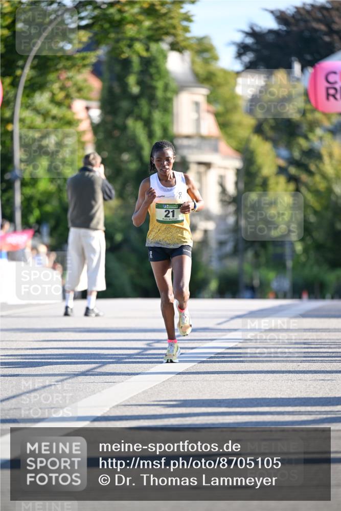 07.09.2025 - BARMER Alsterlauf Dr. Thomas Lammeyer http://msf.ph/oto/8705105 07.09.2025 09:18:58 Laufen 21 meine-sportfotos.de