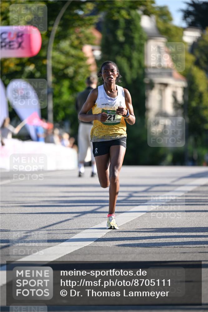 07.09.2025 - BARMER Alsterlauf Dr. Thomas Lammeyer http://msf.ph/oto/8705111 07.09.2025 09:18:59 Laufen 36, 21 meine-sportfotos.de