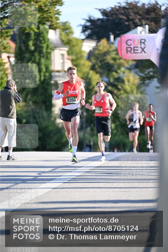 07.09.2025 - BARMER Alsterlauf Dr. Thomas Lammeyer http://msf.ph/oto/8705124 07.09.2025 09:19:07 Laufen 8354, 4118 meine-sportfotos.de