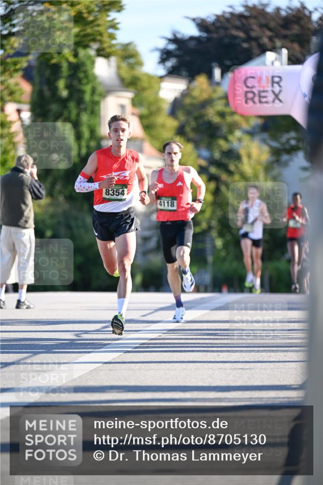 07.09.2025 - BARMER Alsterlauf Dr. Thomas Lammeyer http://msf.ph/oto/8705130 07.09.2025 09:19:07 Laufen 8354, 4118 meine-sportfotos.de