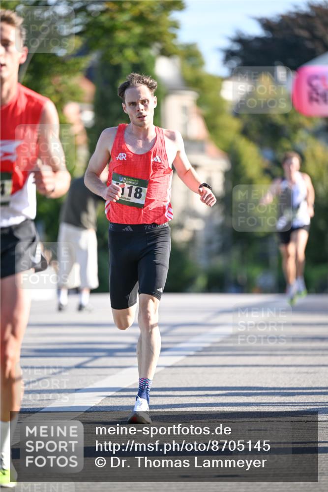 07.09.2025 - BARMER Alsterlauf Dr. Thomas Lammeyer http://msf.ph/oto/8705145 07.09.2025 09:19:10 Laufen 136, 118 meine-sportfotos.de