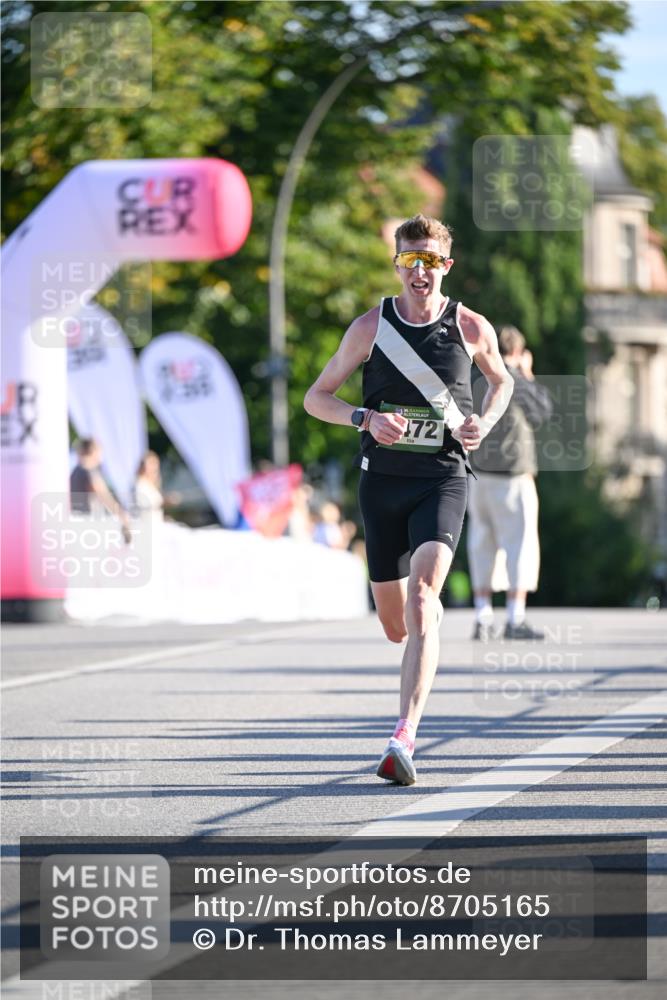 07.09.2025 - BARMER Alsterlauf Dr. Thomas Lammeyer http://msf.ph/oto/8705165 07.09.2025 09:19:19 Laufen 72 meine-sportfotos.de