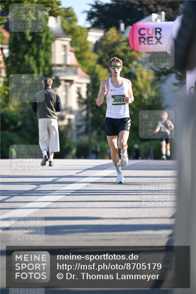 07.09.2025 - BARMER Alsterlauf Dr. Thomas Lammeyer http://msf.ph/oto/8705179 07.09.2025 09:19:27 Laufen 3083 meine-sportfotos.de