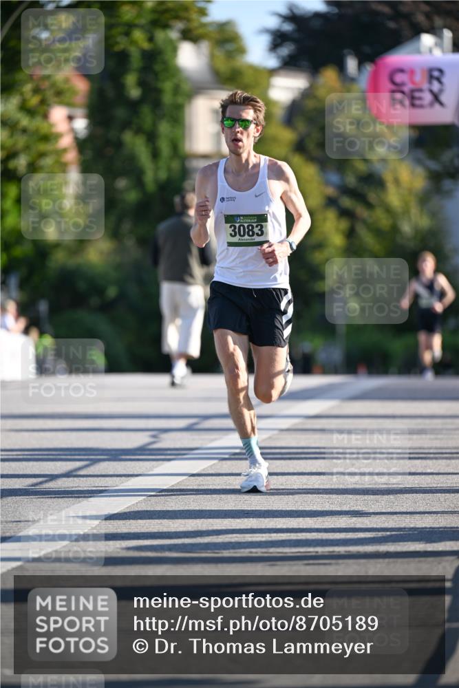 07.09.2025 - BARMER Alsterlauf Dr. Thomas Lammeyer http://msf.ph/oto/8705189 07.09.2025 09:19:28 Laufen 3083 meine-sportfotos.de